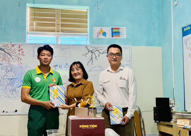 Sinh nhật và chia tay việc làm nhân văn và ý nghĩa của KIYOKAWA ĐÀ NẴNG.