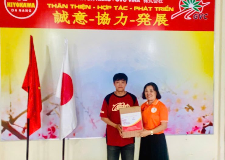 CÂU CHUYỆN TỬ TẾ,  “CÔ ƠI! CON ĐÂY’. CHÂU HOÀNG PHÚC
